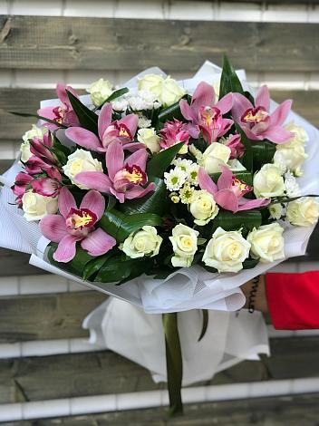 Букет цветов из: Розы и Хризантемы в Идрице