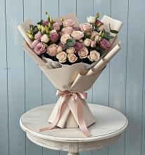 Букет цветов из:  Розы и Лизиантусы в Идрице