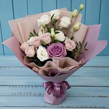 Букет цветов из:  Розы и Лизиантусы в Идрице
