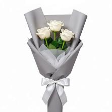 Букет 3 белые розы в Идрице
