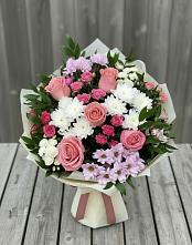 Букет цветов из:  Альстромерии, Гвоздики, Розы и Хризантемы в Идрице