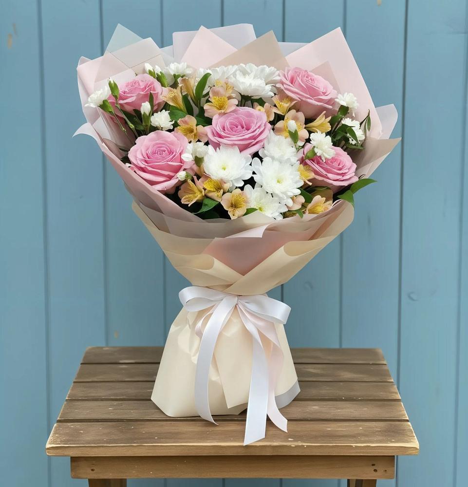 Букет цветов из: Гвоздики, Орхидеи и Розы в Идрице