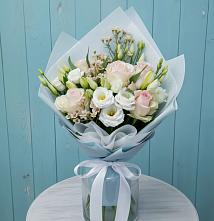 Букет цветов из:  Розы и Лизиантусы в Идрице